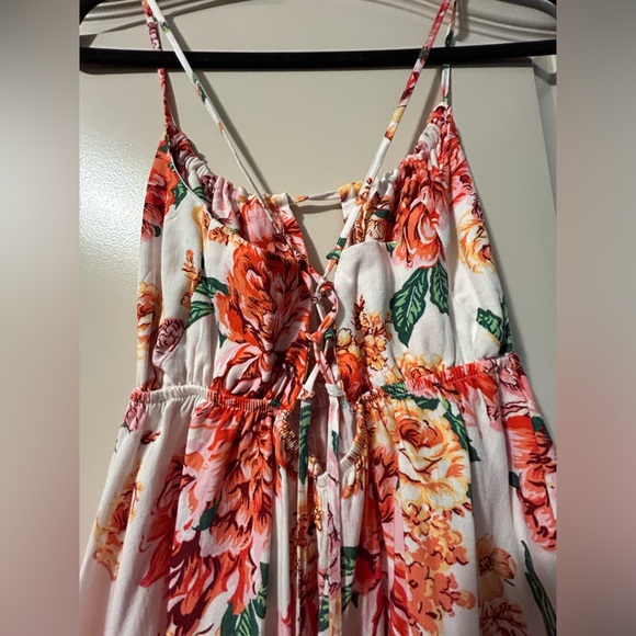 Maaji Floral adjustable dress size medium - Picture 9 of 10